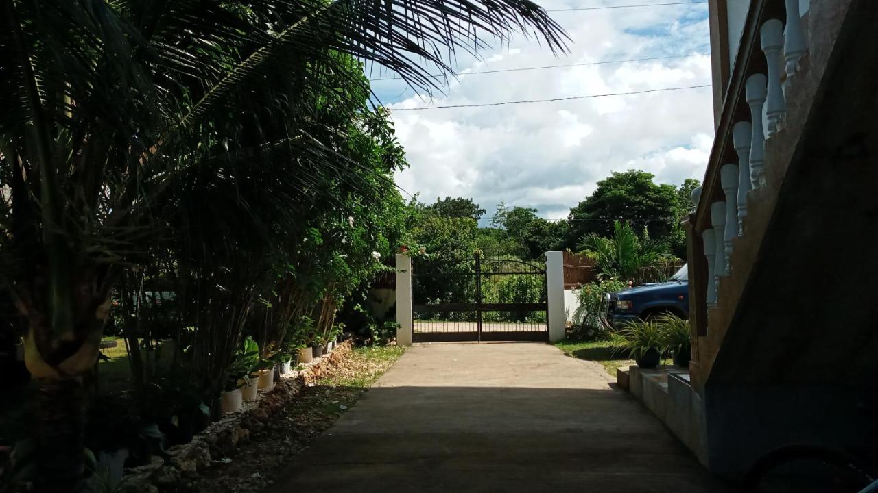 Casa James Apartment, Rooms , Pool And Restaurant シキホール エクステリア 写真