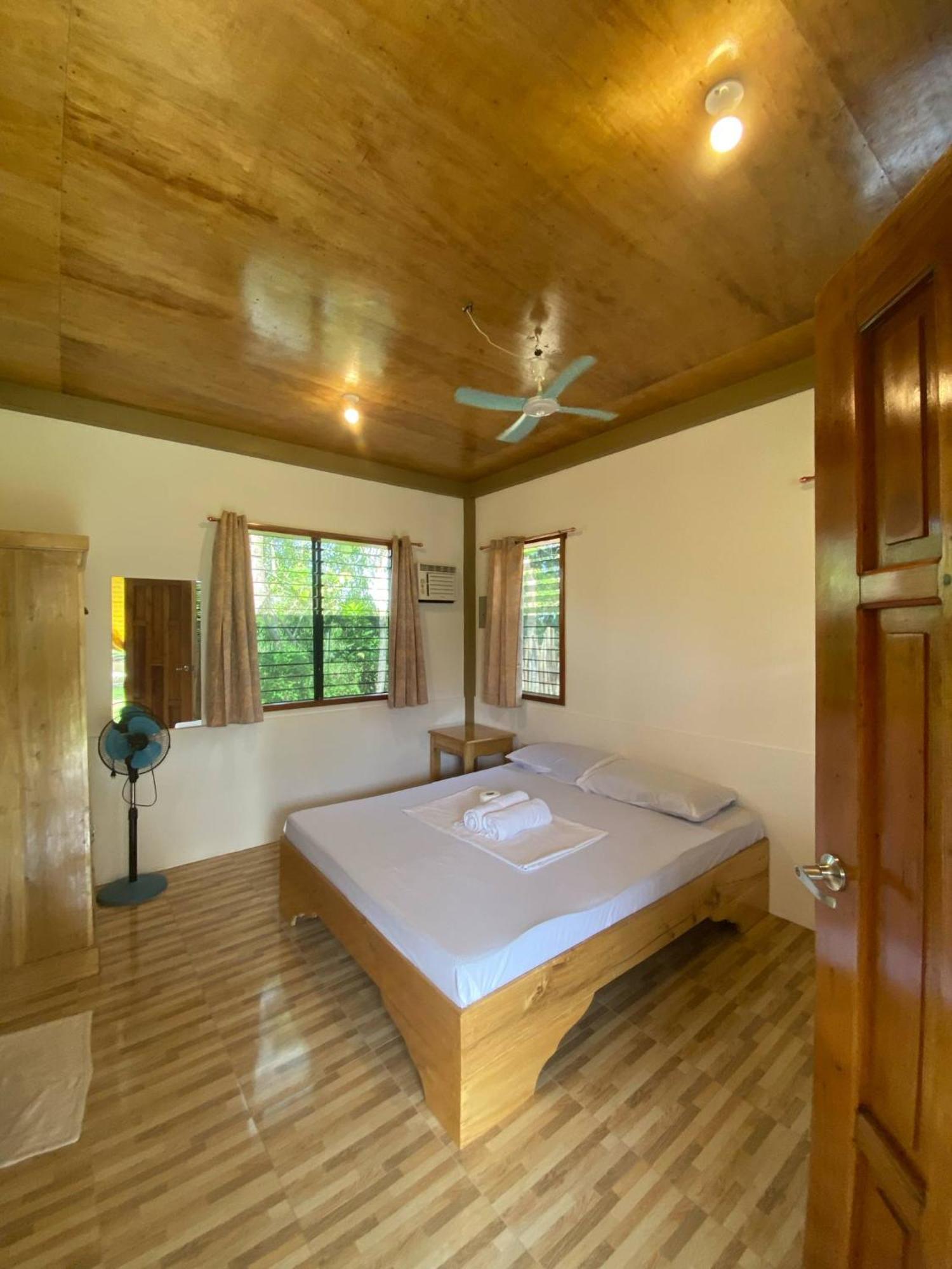 Casa James Apartment, Rooms , Pool And Restaurant シキホール エクステリア 写真
